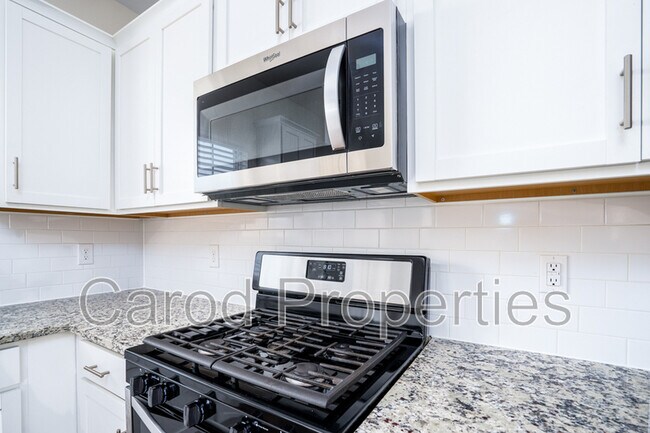 Building Photo - 5015 Concho Rd