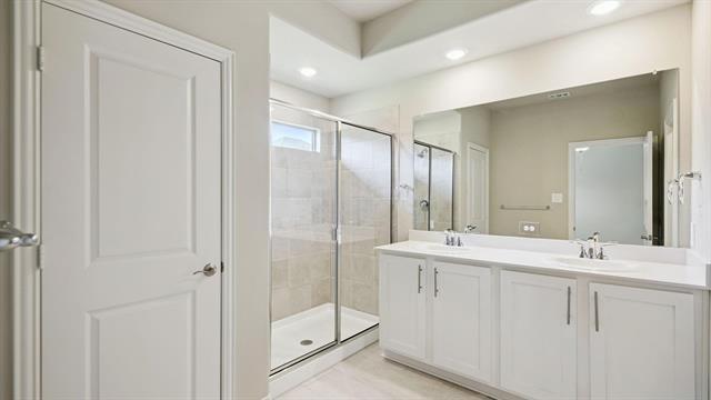 Building Photo - 821 Sunflower Rd