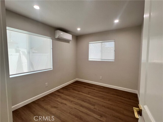 Building Photo - 15785 Stanbrook Dr