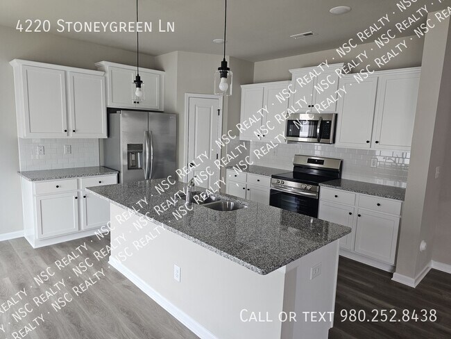 Building Photo - 4220 Stoneygreen Ln