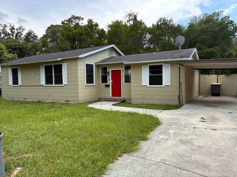 Building Photo - 2552 Treemont St