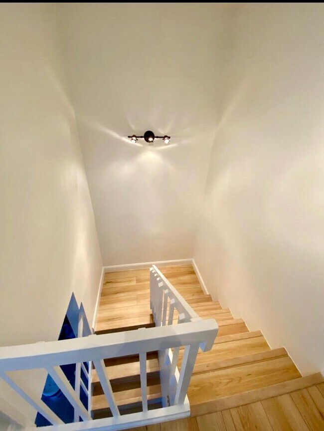 Building Photo - 2191 White Pine Cir