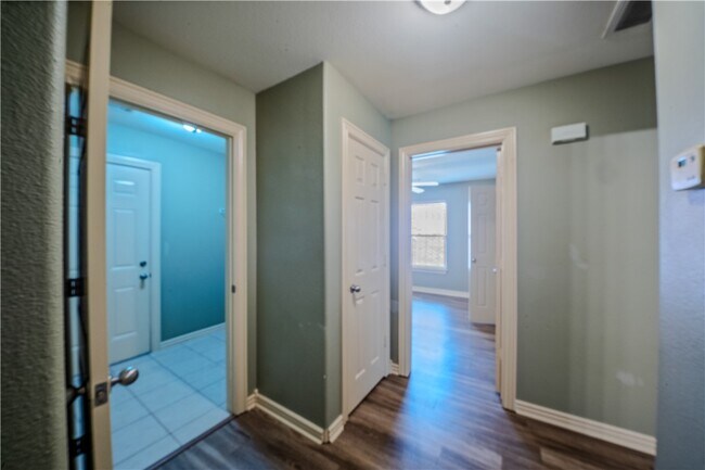 Building Photo - 288 Copper Oaks Dr