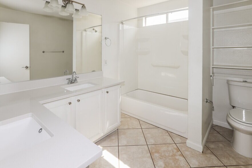 Building Photo - 6528 W Grandview Rd