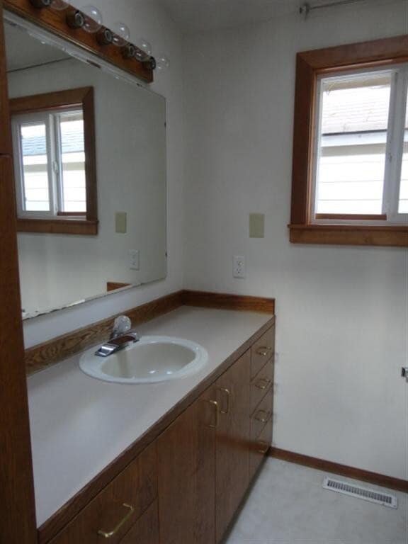 Building Photo - Charming Everett Rambler — 3 Bedrooms + Bonus Room