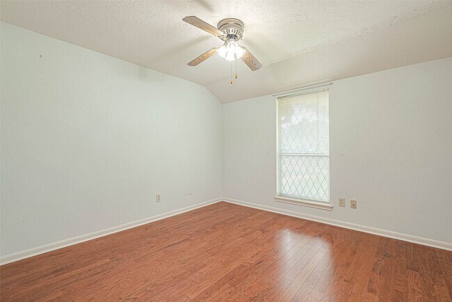 Building Photo - 8706 Tavistock Dr