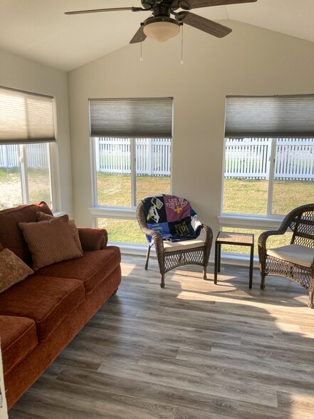 Building Photo - 5926 S Dune Harbor Dr