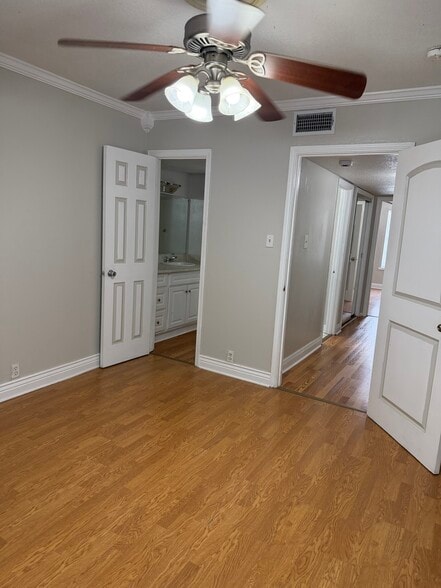Building Photo - 2509 Giuffrias Ave