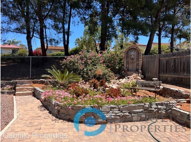 Building Photo - 3 br, 2.5 bath House - 1268 Rachel Circle