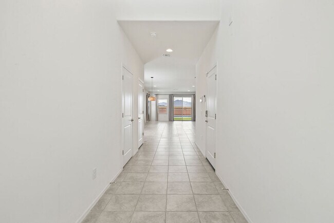 Building Photo - 11288 S Weismann Dr