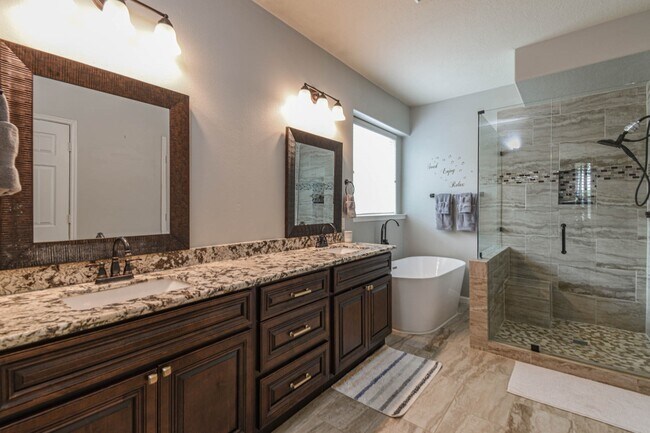 Building Photo - 3110 Legends Mist Dr