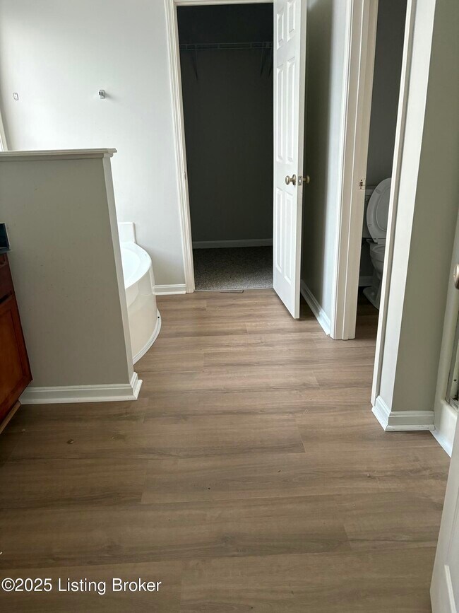 Building Photo - 10704 Copper Ridge Dr