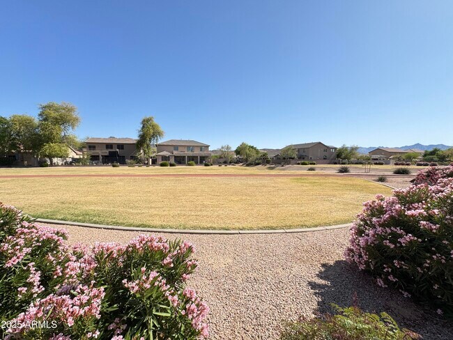 Building Photo - 4521 W Paseo Way