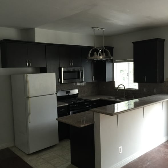 Building Photo - 3727 Watseka Ave