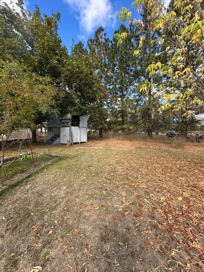 Building Photo - 15517 Riveredge Rd