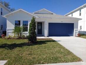 Building Photo - 2082 Paragon Cir W