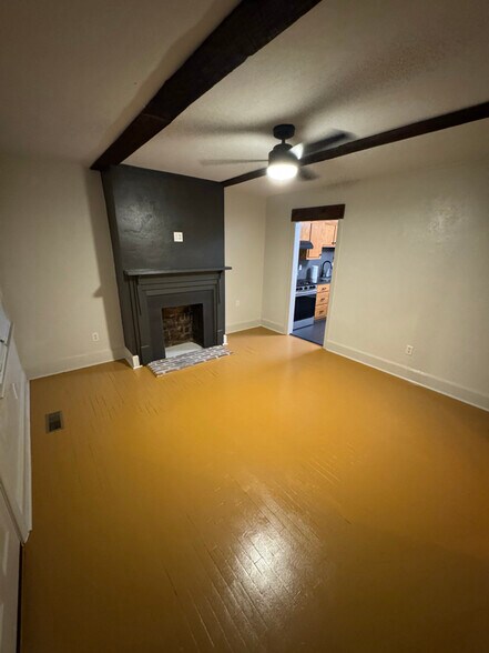 Building Photo - 1310 Sparkman St SW