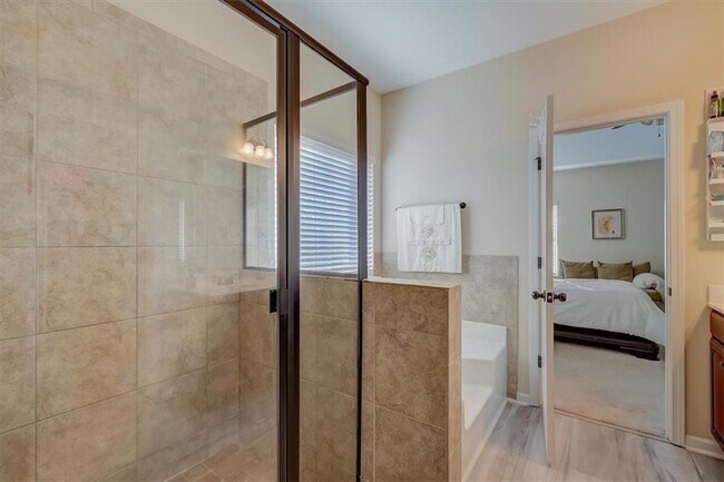 Building Photo - 4640 Roseman Trail