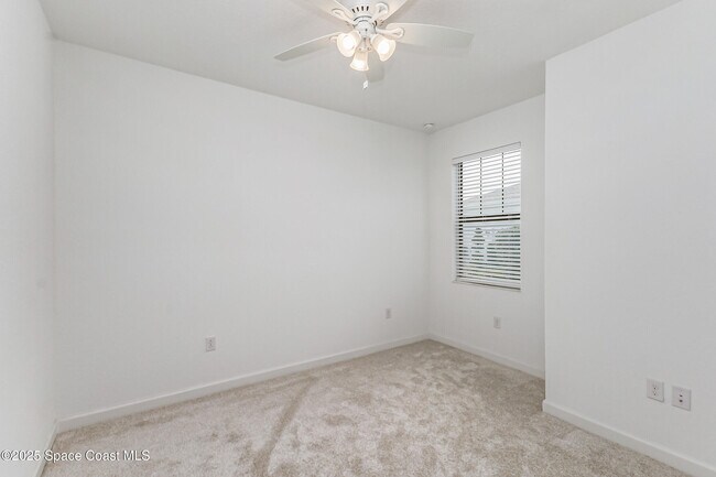 Building Photo - 2490 Treasure Cay Ln