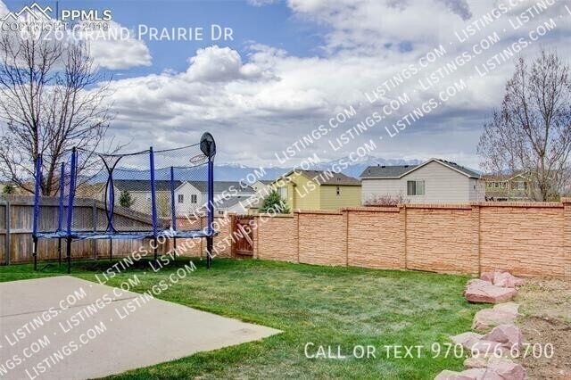 Building Photo - 6926 Grand Prairie Dr