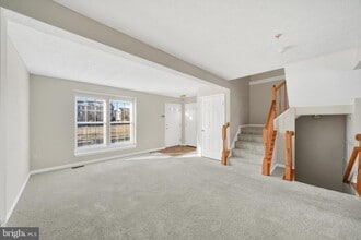 Building Photo - 5032 Finsbury Rd