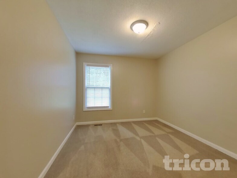 Building Photo - 7258 Brittany Way