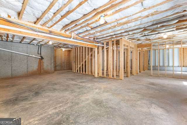 Building Photo - 517 Lago Ct