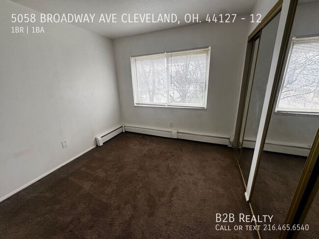 Building Photo - 5058 Broadway Ave