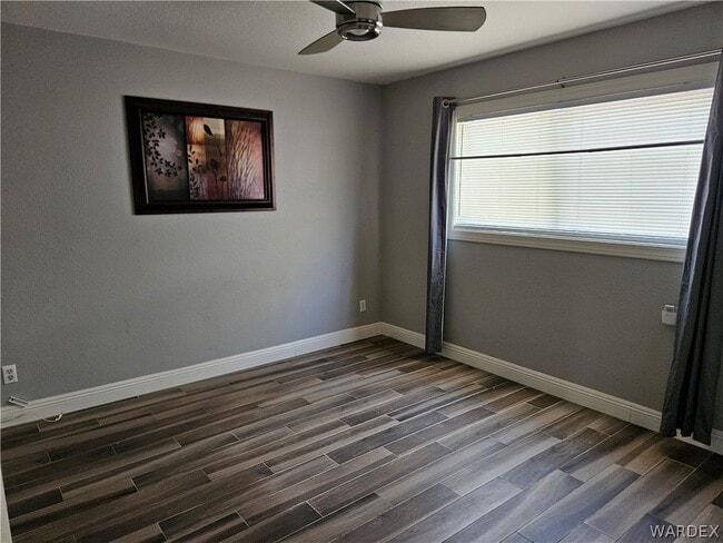 Building Photo - 1201 Puerta Vista