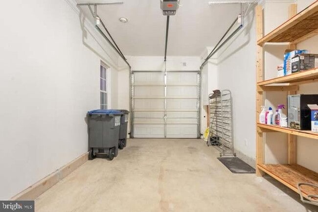 Building Photo - 21552 Romans Dr