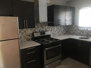 Building Photo - 767 Greenwood Ave NE