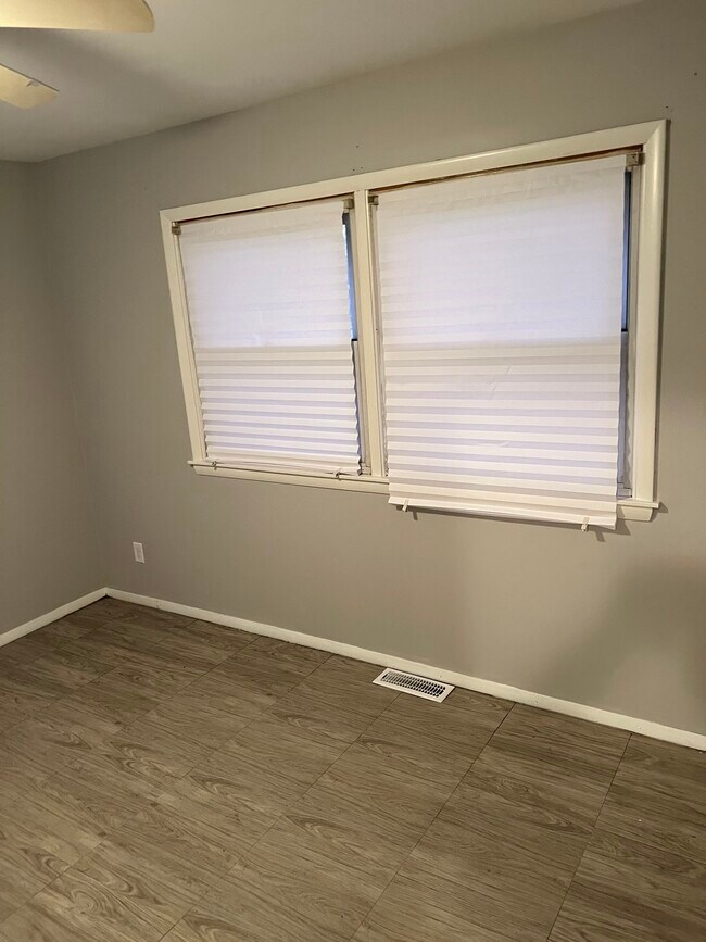 Bedroom 2 - 505 W 53rd Ave