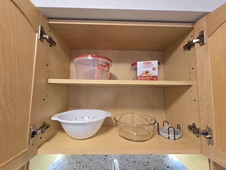 Building Photo - 2208 Irene St