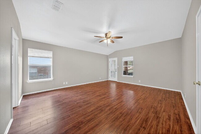 Building Photo - 3505 Marietta Ln