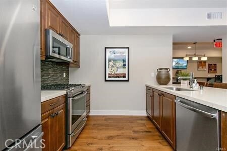 Building Photo - 627 Deep Valley Dr