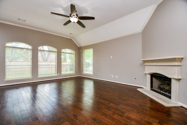 Building Photo - 25710 Caddo Passway