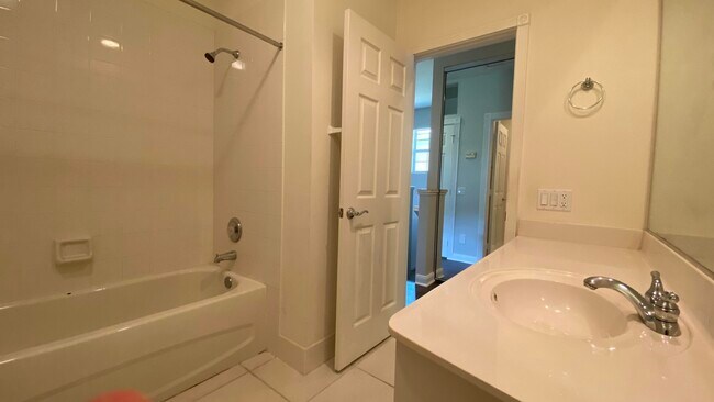 Building Photo - 3200 W Community Dr