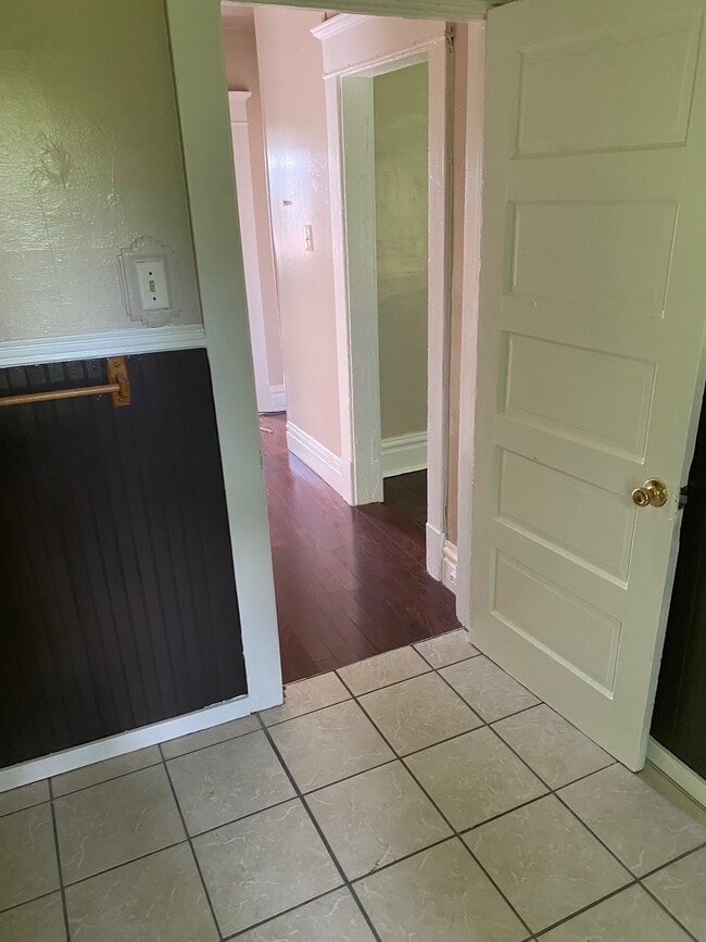 220 N Sharpsville Ave 220 N Sharpsville Ave Sharon PA 16146 Apartment Finder