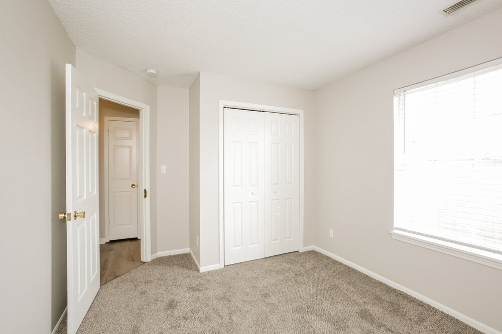 Building Photo - 209 Bent Stream Ln