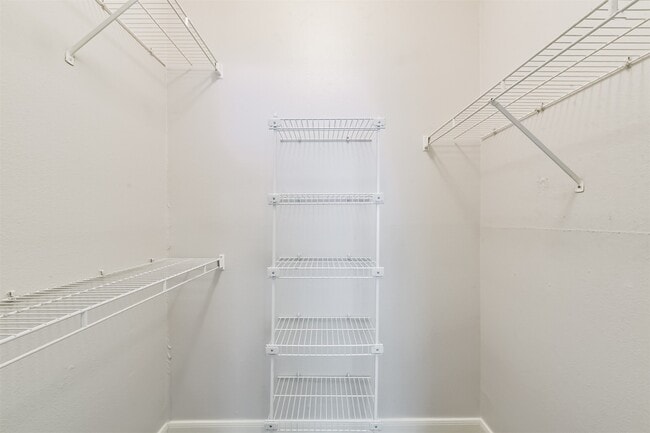 Building Photo - 3231 Allen Pkwy