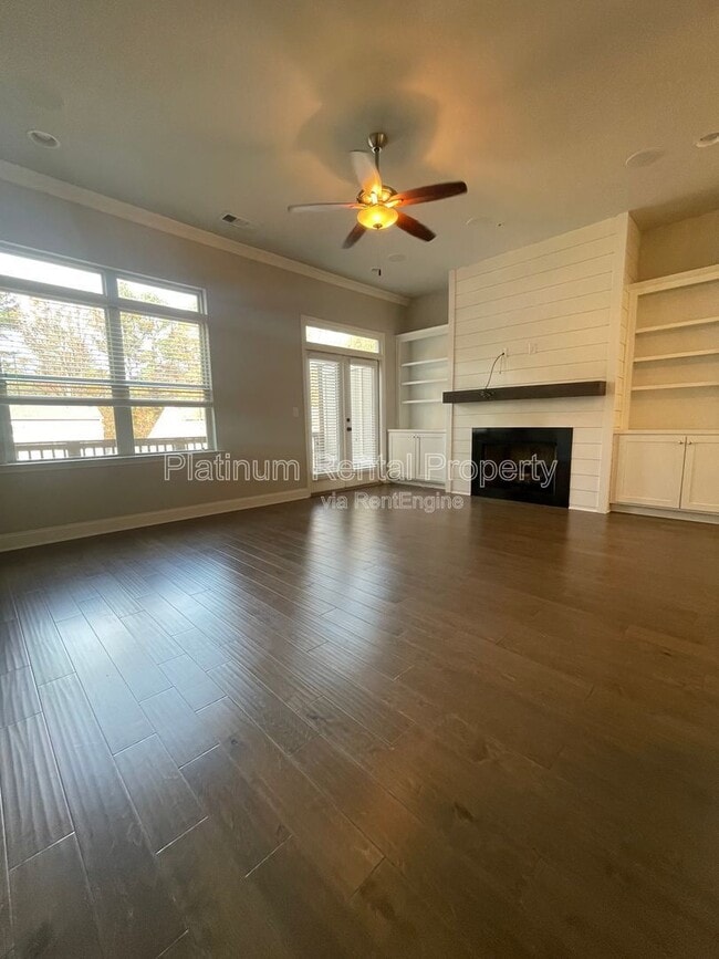 Building Photo - 1236 Stone Castle Cir