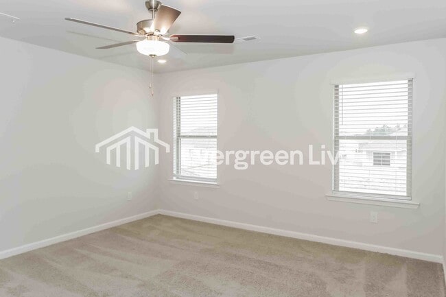 Building Photo - 315 Allene Wy