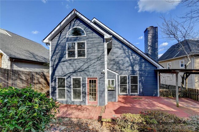 Building Photo - 1112 Ashbury Dr
