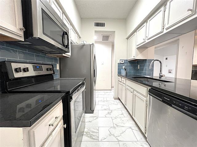 Building Photo - 9747 Whitehurst Dr