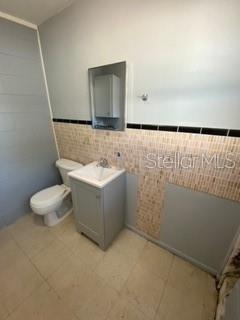 Building Photo - 11910 Sunset Dr