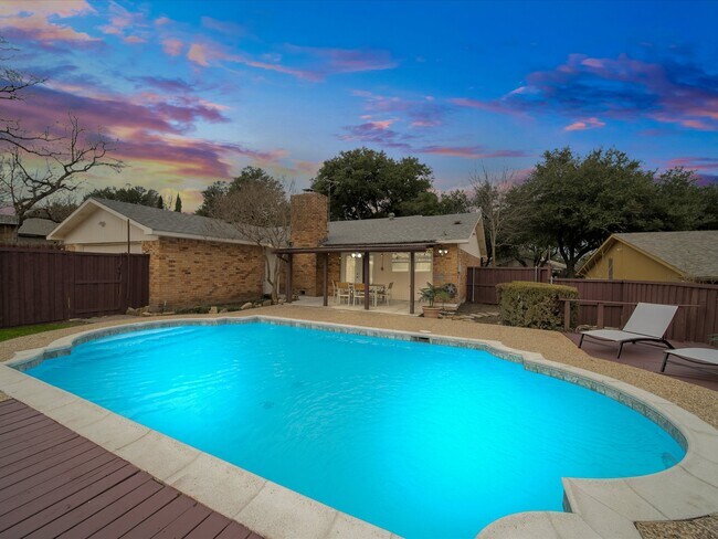Building Photo - 2922 Clover Valley Dr