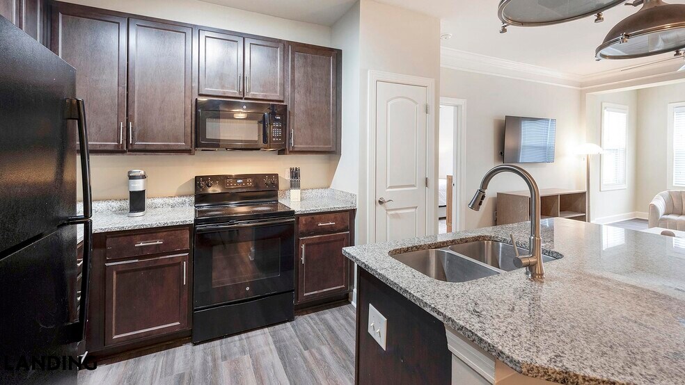 Building Photo - 3000 Daventry Cir