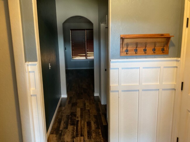 Building Photo - 20535 Autumn Trail