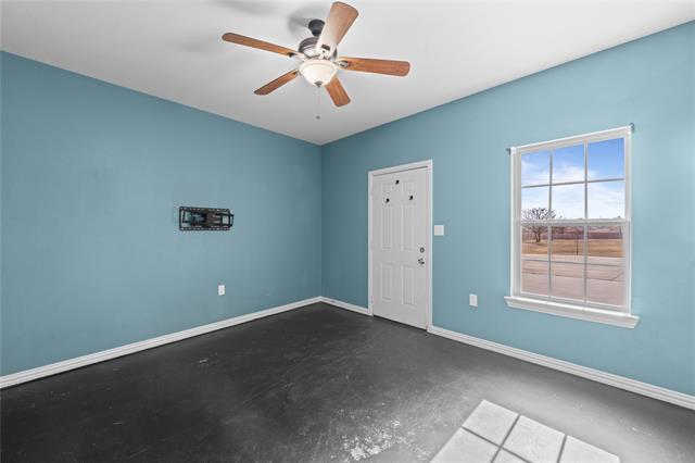 Building Photo - 10437 Brangus Dr