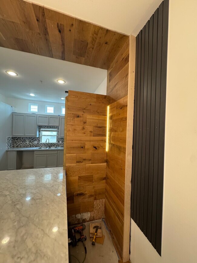 Building Photo - 2710 Hullsmith Dr